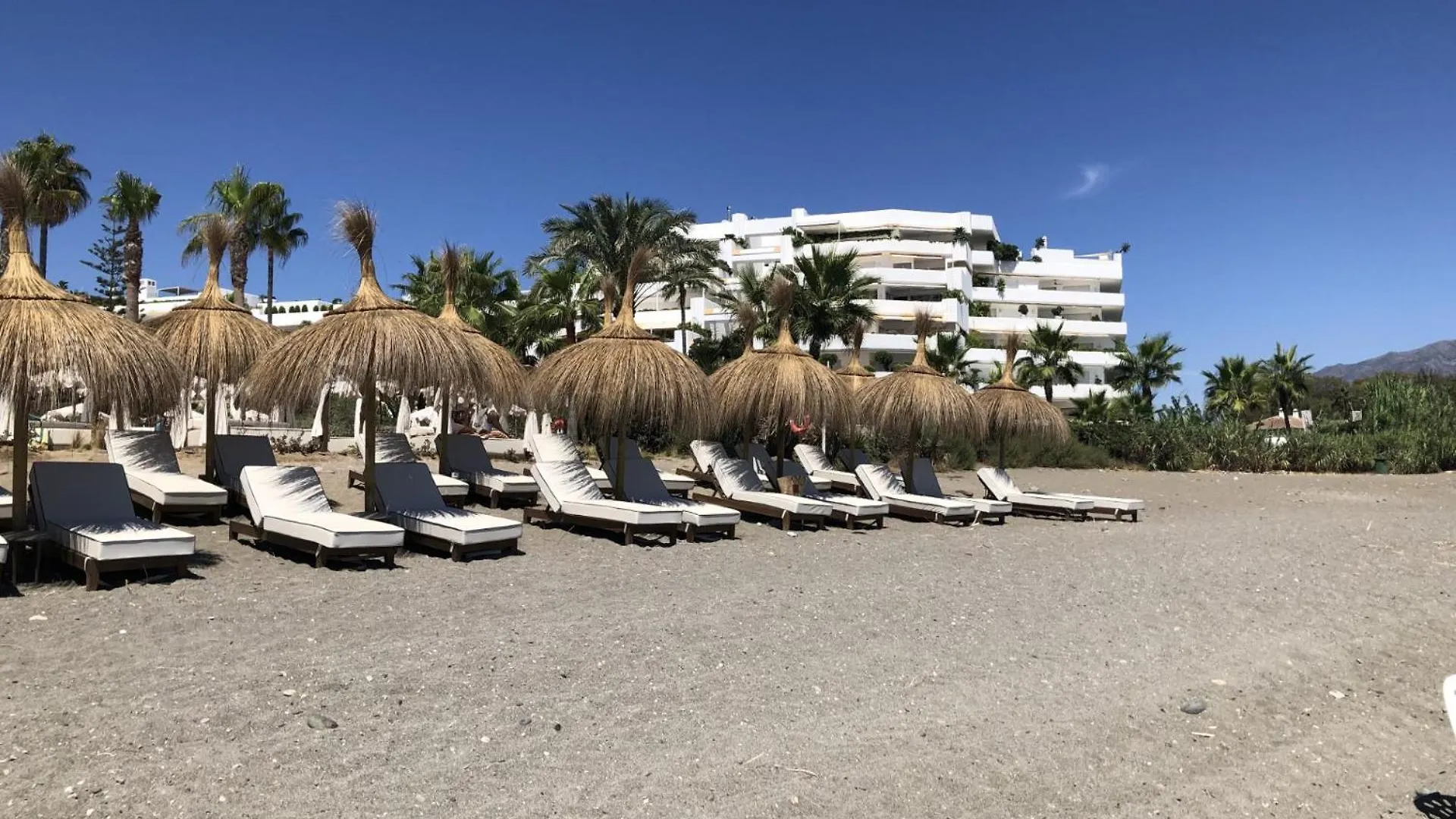 Duplex Vistas Al Golf Guadalmina Marbella Apartment